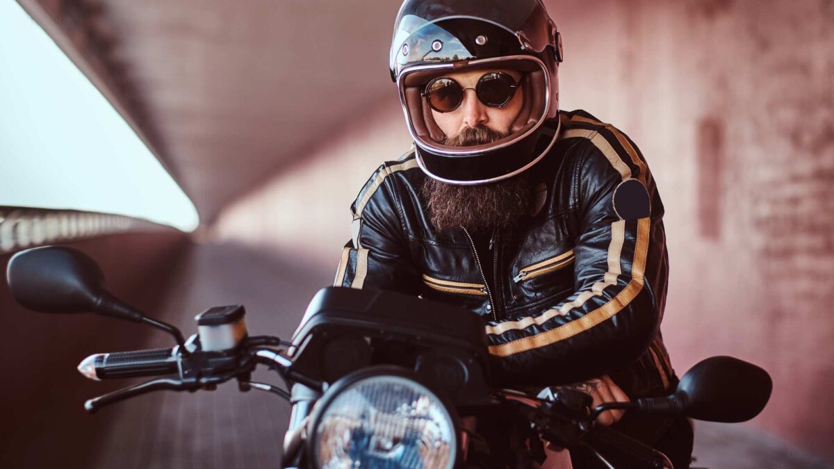 Die besten Styling-Tipps für eine Cafe Racer Lederjacke