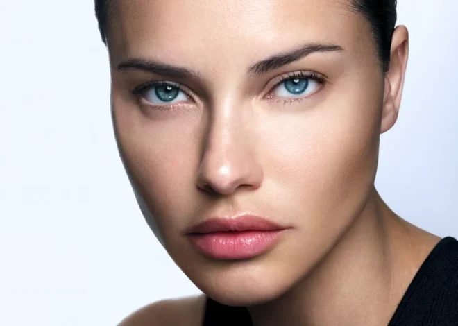 Adriana Lima wird das neue Gesicht von Helena Rubinstein